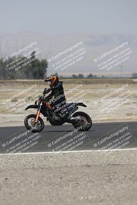 media/Jul-13-2025-Pacific Track Time (Sun) [[819660bca7]]/C Group/1140am (Pit lane and Turn 1)/